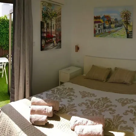 Mateo Apartment